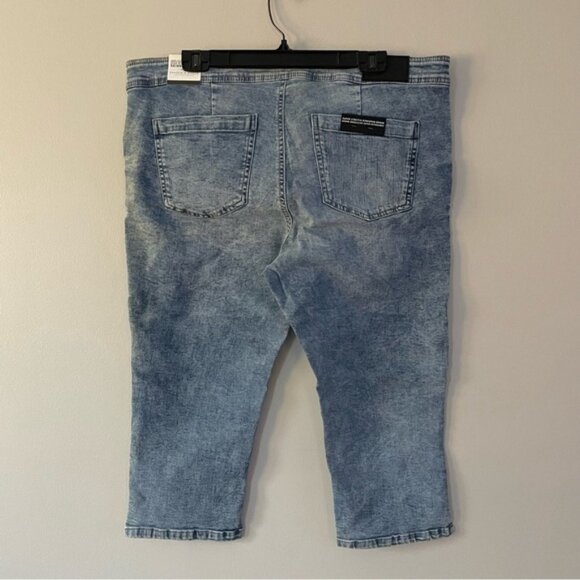 New Frankie & Stella High Rise Skinny Acid Wash Capri Jeans Size 20W bin 3D - Picture 3 of 4